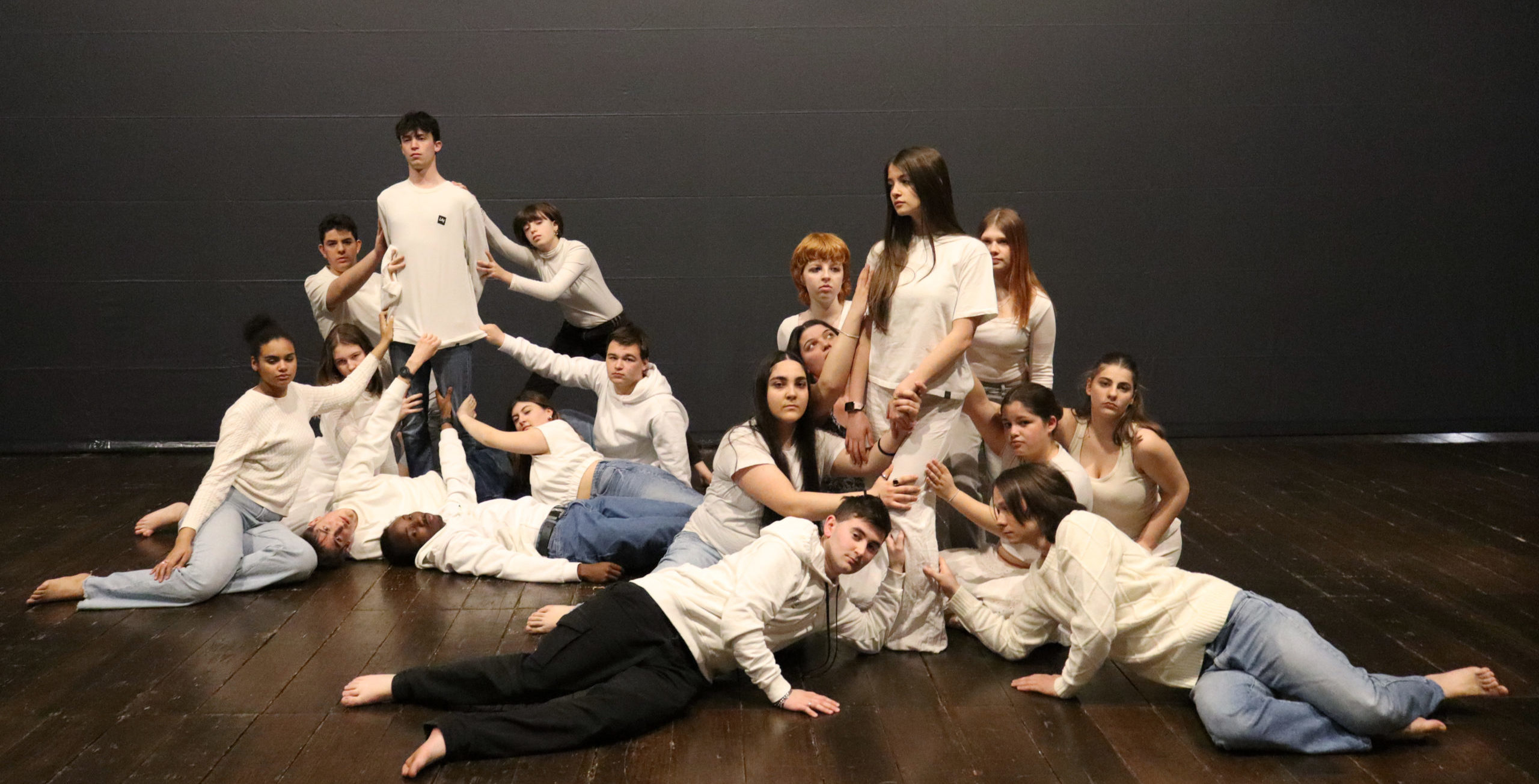 NEL TEMPO DELL’ODIO NASCE AMORE